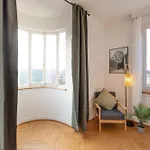 Spacious View - Prime Location Daire