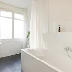 Spacious View - Prime Location Daire