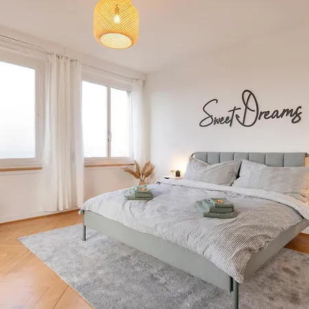 Spacious View - Prime Location Apartamento