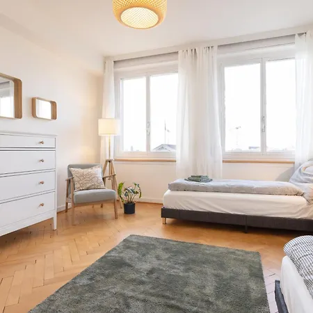 Spacious View - Prime Location Biel