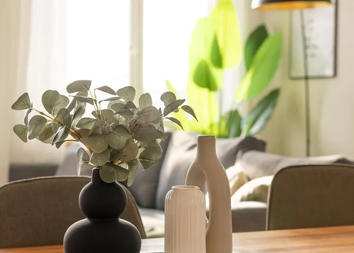 Spacious View - Prime Location