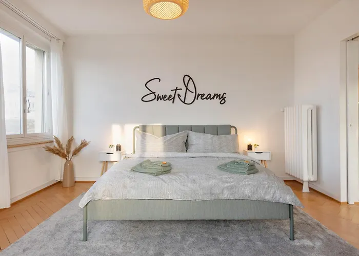 Spacious View - Prime Location Lejlighed Biel