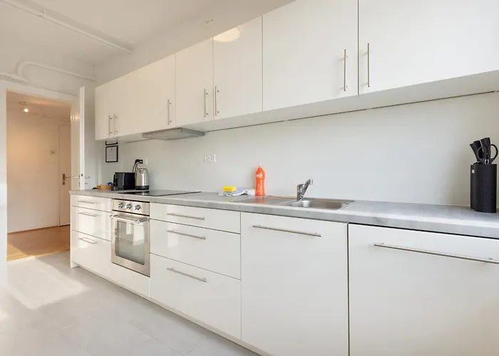 Spacious View - Prime Location Biel