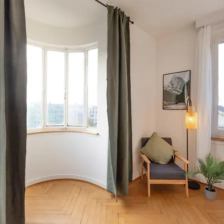 Spacious View - Prime Location Appartement